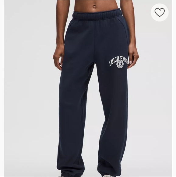 Lululemon Scuba Mid-Rise Oversized Jogger - Picture 1 of 7